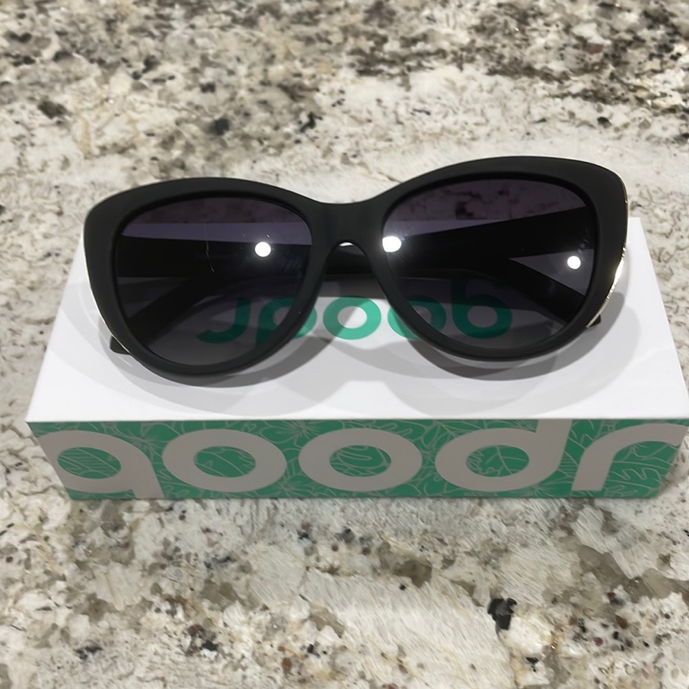 Goodr sunglasses